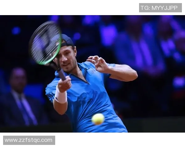 加拿大队历史性夺冠戴维斯杯网球团体赛展现强大实力与团队精神